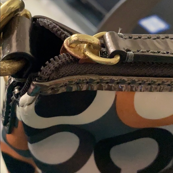 Coach Purse - Picture 4 of 7